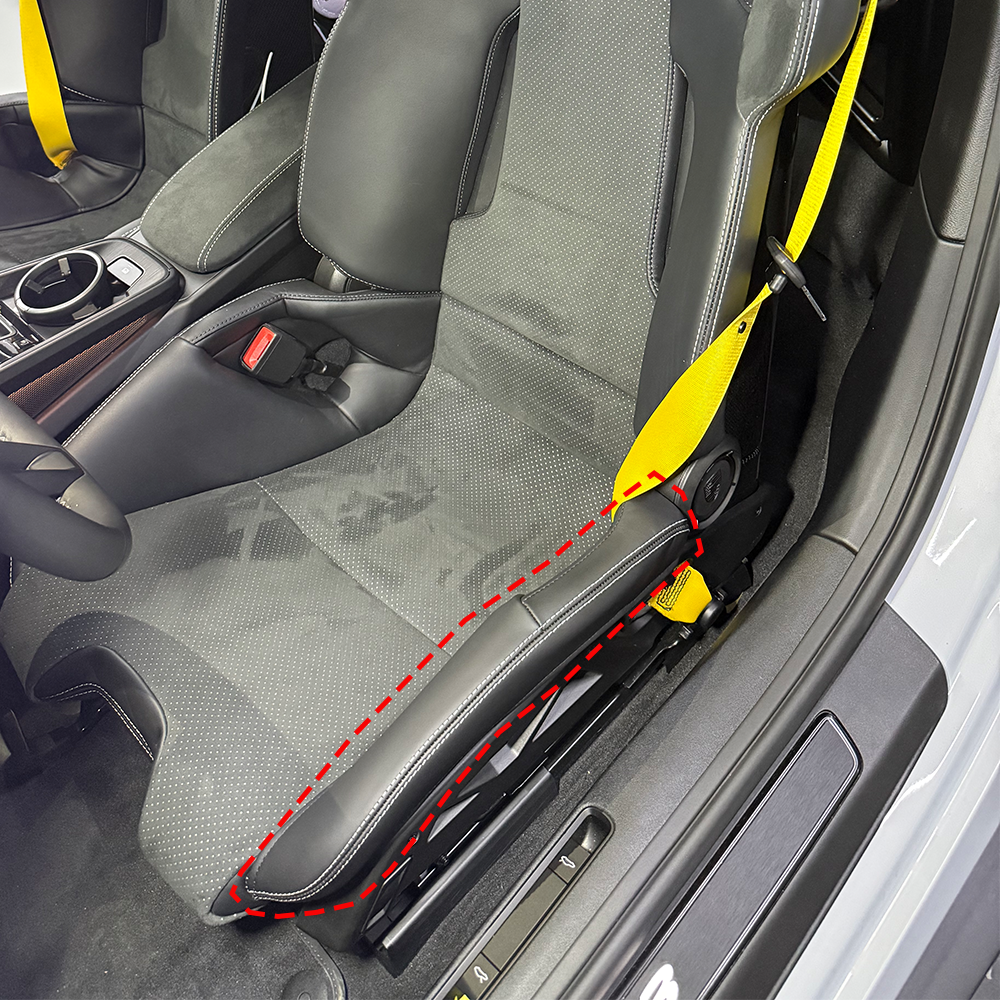 Side bolster protector set for Porsche 911/992.2 bucket seats